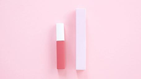 Chic Lipstick Elegance for Makeup Lovers wallpaper