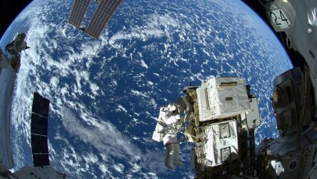 Stunning Earth View from the ISS Spacewalk Experience wallpaper