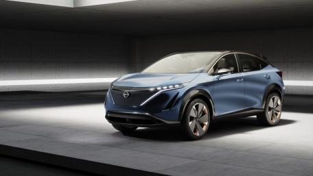 Sleek and Modern Nissan SUV Design wallpaper