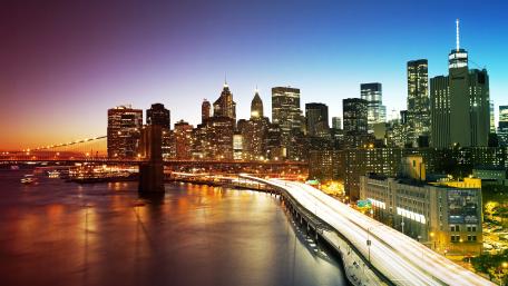 Breathtaking New York City Skyline at Dusk wallpaper