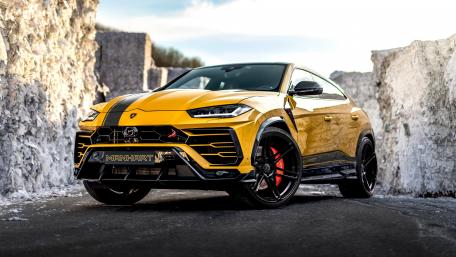 Lamborghini Urus in Bold Yellow Style wallpaper