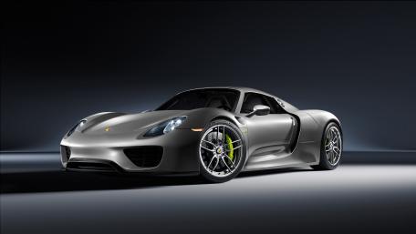 Sleek and Powerful Porsche 918 Spyder Wallpaper wallpaper