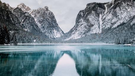 Serene Snowy Mountain Reflection wallpaper