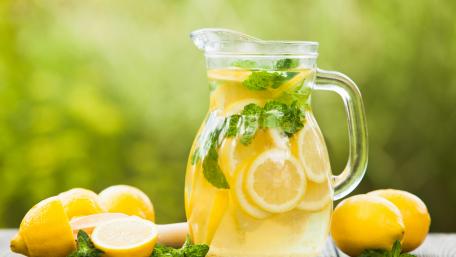 Refreshing Lemonade with Mint in a Pitcher wallpaper