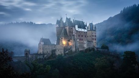 Burg Eltz wallpaper
