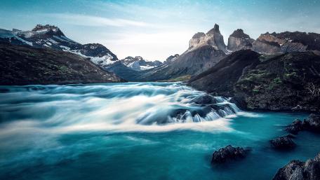 Majestic Mountain River Serenity wallpaper