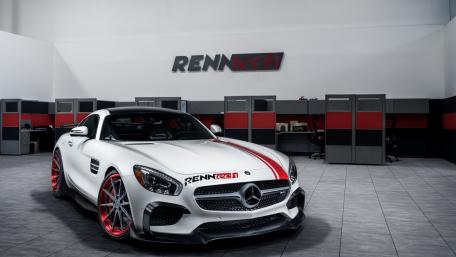 Sleek Luxury Sports Car Wallpaper wallpaper
