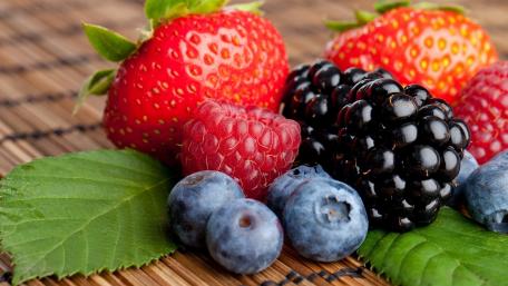 Berry Delight in Vibrant Colors wallpaper