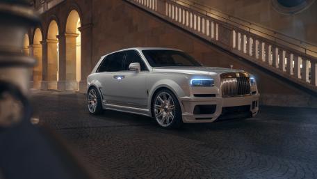 Luxury SUV Elegance at Night wallpaper