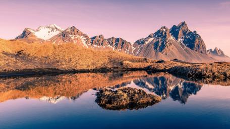 Vestrahorn Mountains wallpaper