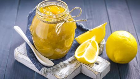 Fresh Lemon Preserves Delight wallpaper