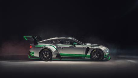 Sleek Racing Car Wallpaper for Enthusiasts wallpaper