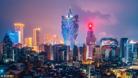 Vibrant City Lights at Night wallpaper