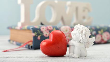 Cherubic Love and Heartfelt Moments wallpaper