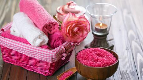 Relaxing Spa Essentials for Home Retreats wallpaper