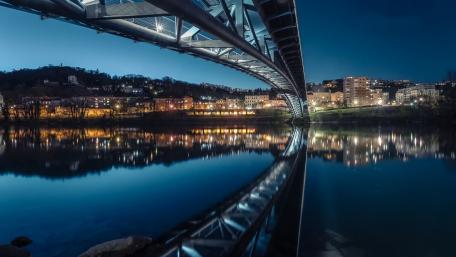 City Bridge Reflection in Twilight Night Sky wallpaper