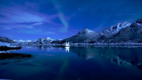 Mystical Aurora Over Icy Waters wallpaper