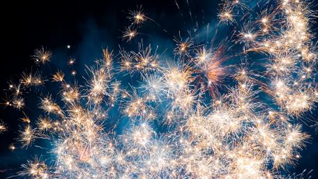 Dazzling Fireworks Display in the Night Sky wallpaper