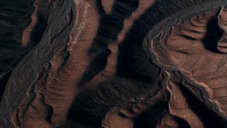 Majestic Earth Formations in Earthy Tones wallpaper