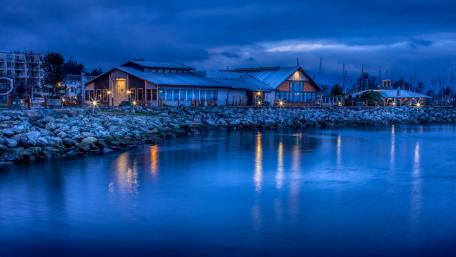 Serene Blue Hour by the Shore wallpaper