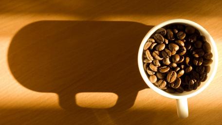 Coffee Beans in Morning Light wallpaper