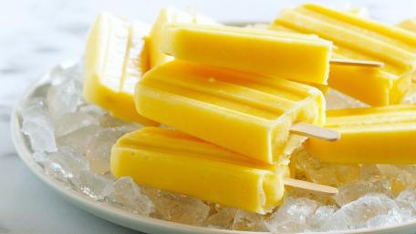 mango popsicle with milk wallpaper