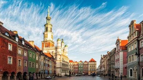 Charming City Square at Dusk wallpaper