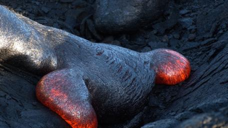 Lava Flow Capturing Earth's Fiery Essence wallpaper