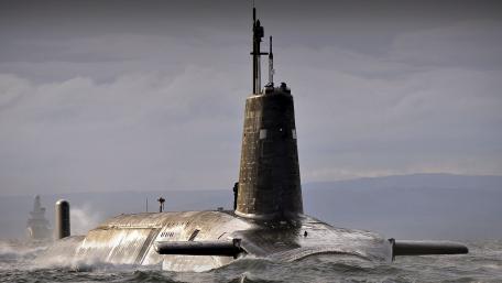Submarine Majesty in Action wallpaper