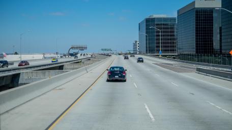 Driving on the Glenn Anderson Freeway wallpaper