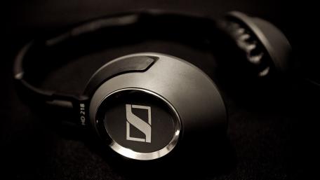 Sleek Headphones for Music Enthusiasts wallpaper