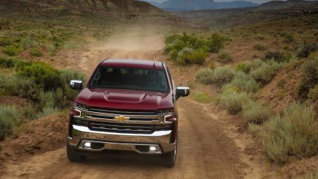 Adventurous Drive in Stunning Landscape wallpaper
