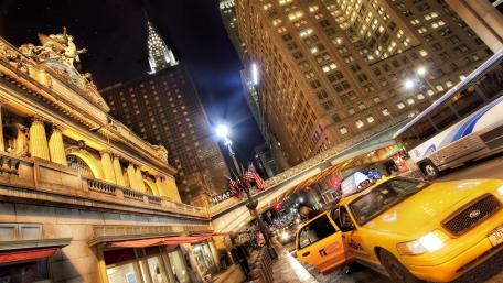 Vibrant Nighttime Cityscape Wallpaper wallpaper
