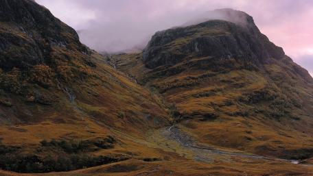 Majestic Autumn Landscape in the Mountains wallpaper