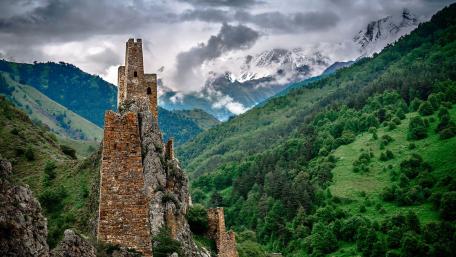 Vovnushki tower complex wallpaper