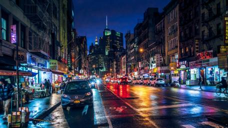 Vibrant Neon City Streets at Night wallpaper