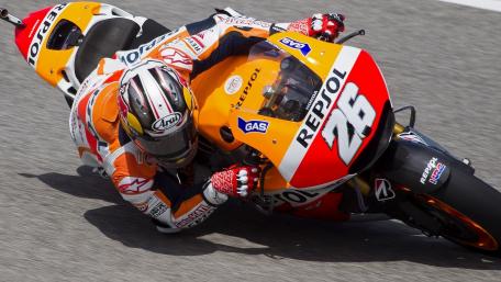 Racing Spirit on Two Wheels wallpaper