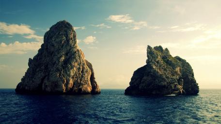 Barren Rocks of the Medes Islands wallpaper