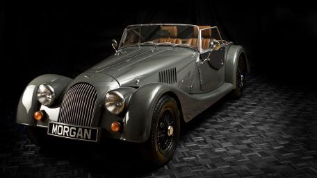 Classic Morgan Car in Elegant Setting wallpaper