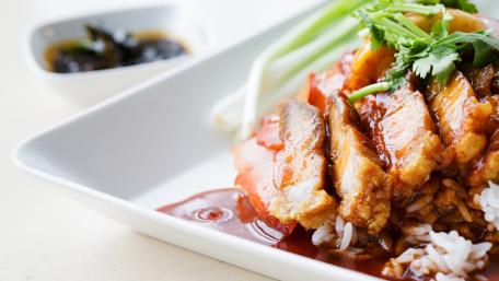 Savory Rice Bowl Delightful Experience of Flavors and Textures wallpaper