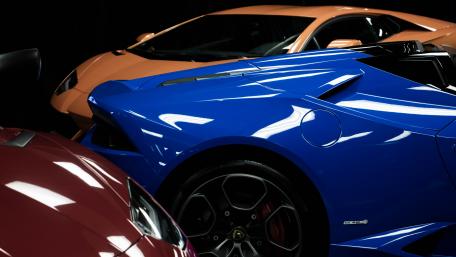Vibrant Sports Cars in a Dynamic Display wallpaper