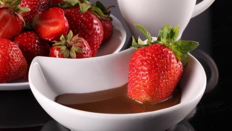 Fresh Strawberries with Chocolate Dip Delight wallpaper