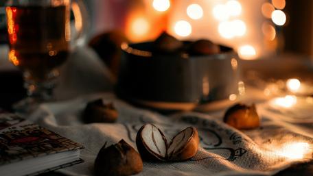 Cozy Night with Roasted Nuts and Warm Light wallpaper