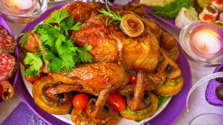 Delicious Feast for Everyone to Enjoy wallpaper