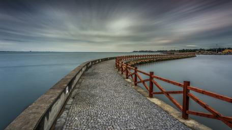 Serene Coastal Pathway in Soft Light wallpaper