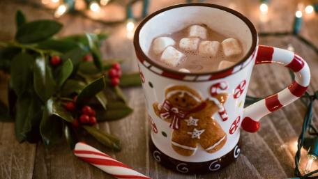 Cozy Holiday Treats to Celebrate the Season wallpaper