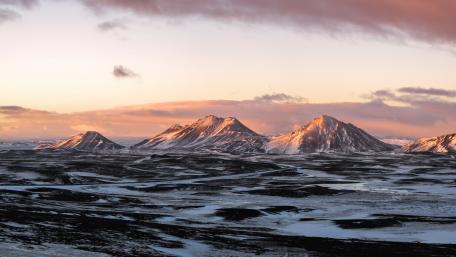 Majestic Mountains Under a Winter Sky wallpaper