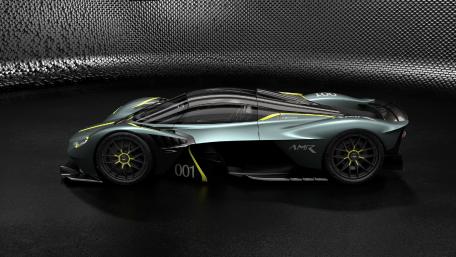 Sleek Automotive Design for Enthusiasts wallpaper