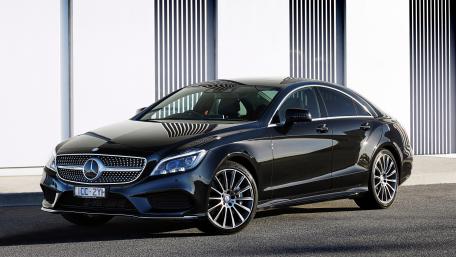 Elegant Black Mercedes CLS Wallpaper for Car Enthusiasts wallpaper