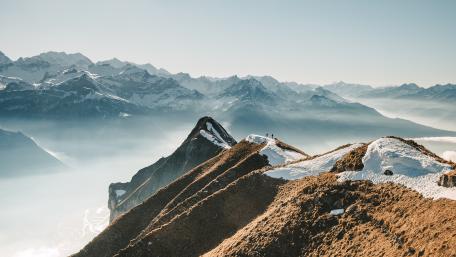 Majestic Mountain Views Captured in 4K wallpaper